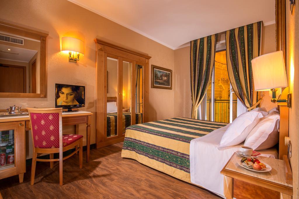 Colonna Hotel Фраскати Экстерьер фото