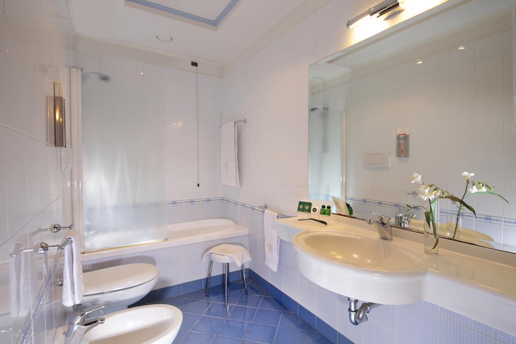 Colonna Hotel Фраскати Экстерьер фото