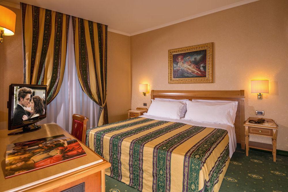 Colonna Hotel Фраскати Экстерьер фото